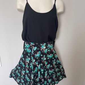 Floral cute short skirt